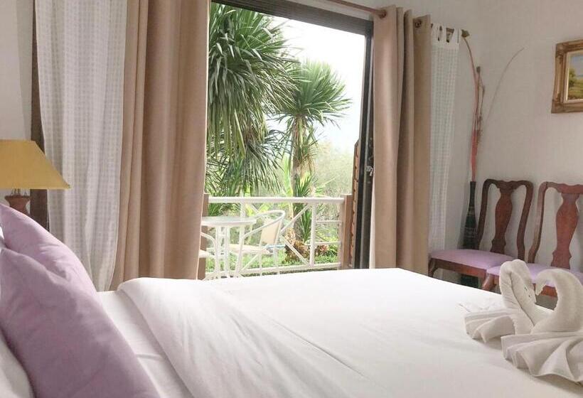 Отель Phurua Bussaba Resort & Spa