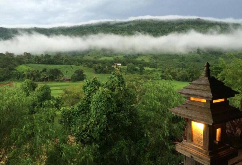 Отель Phurua Bussaba Resort & Spa