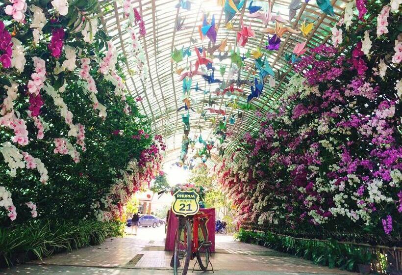 Отель Phurua Bussaba Resort & Spa