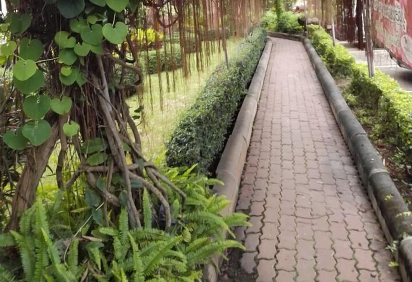 Отель Phurua Bussaba Resort & Spa