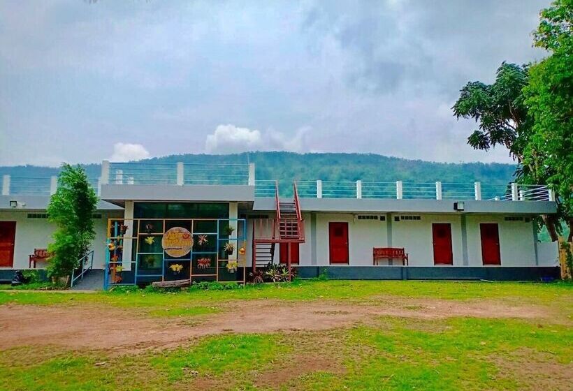 Отель Phurua Bussaba Resort & Spa