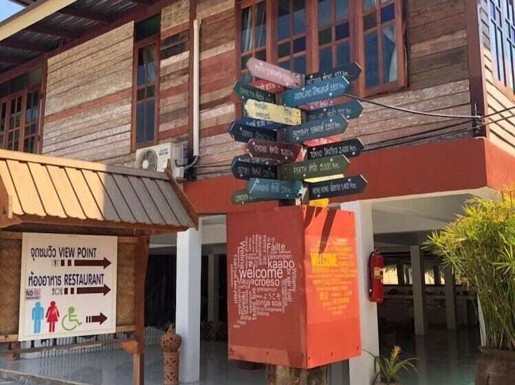 Отель Phurua Bussaba Resort & Spa