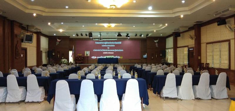 Отель Phurua Bussaba Resort & Spa