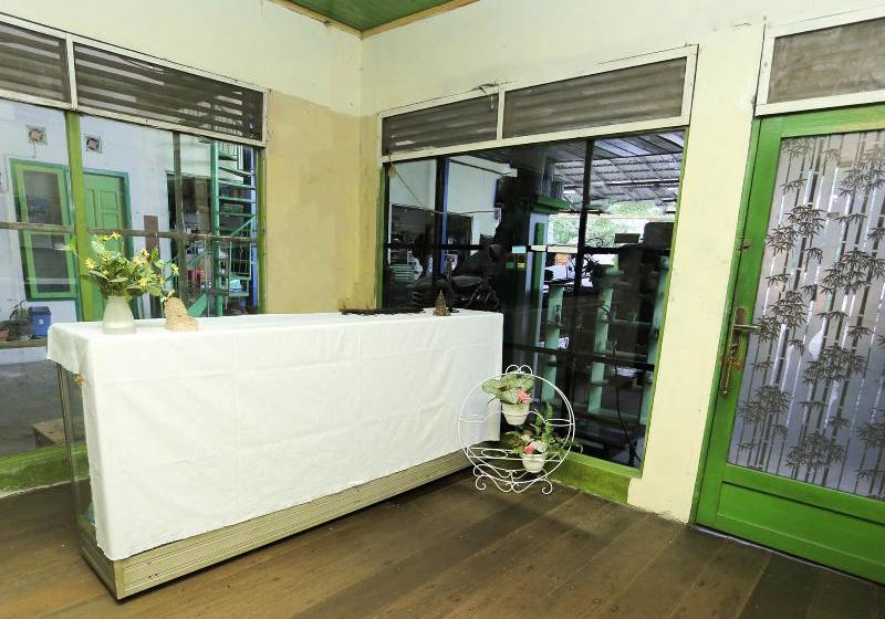 酒店 Pondok Bunda Syariah By Oyo Rooms