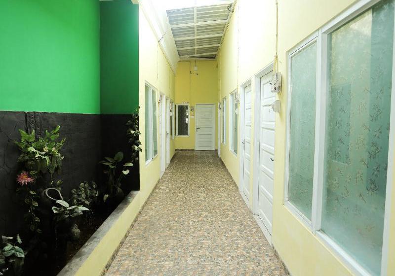 酒店 Pondok Bunda Syariah By Oyo Rooms