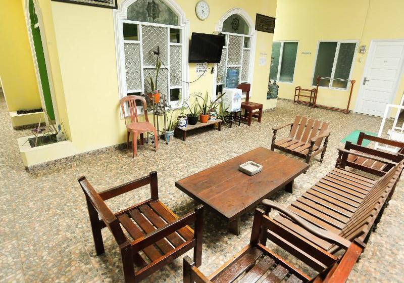 酒店 Pondok Bunda Syariah By Oyo Rooms