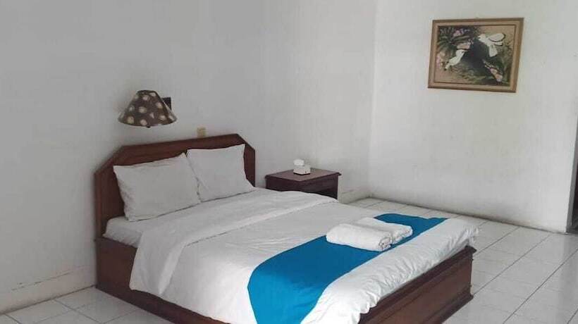 בית מלון כפרי Sanashtri By Shm