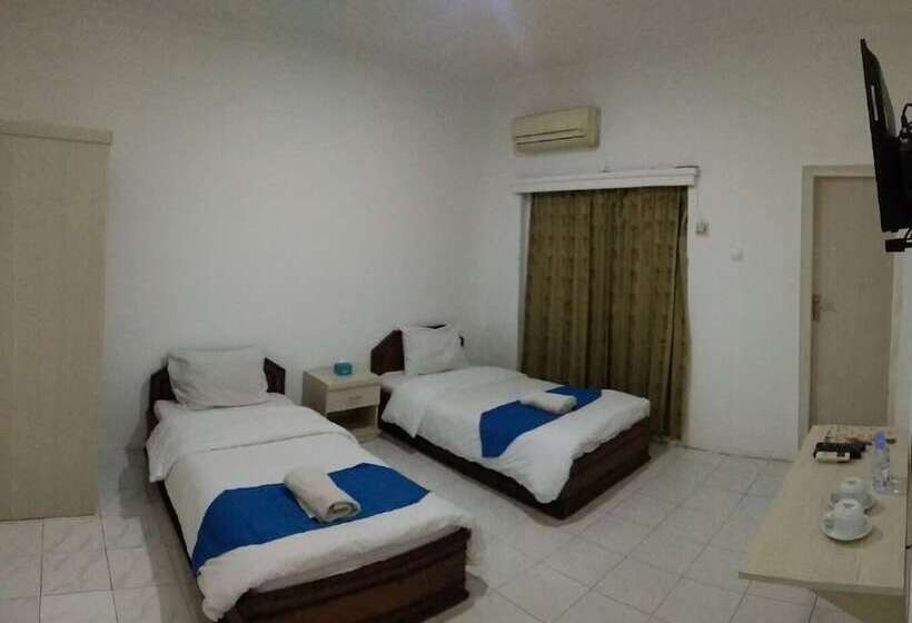 בית מלון כפרי Sanashtri By Shm