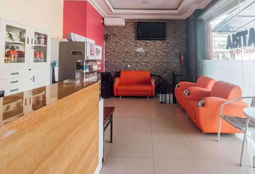 هتل Satria Guest House By Oyo Rooms