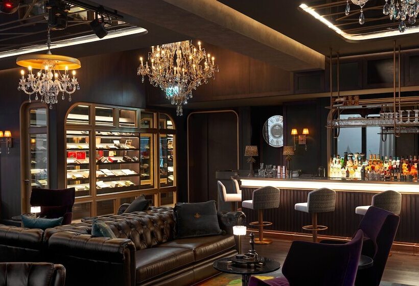 Sls Dubai Hotel & Residences