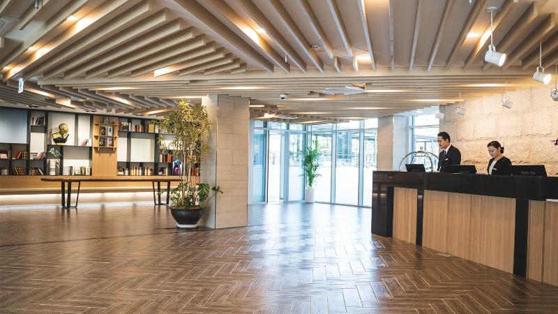 Отель Sokcho Marina Bay