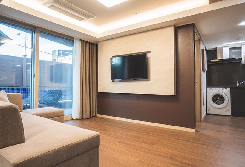 Отель Sokcho Marina Bay