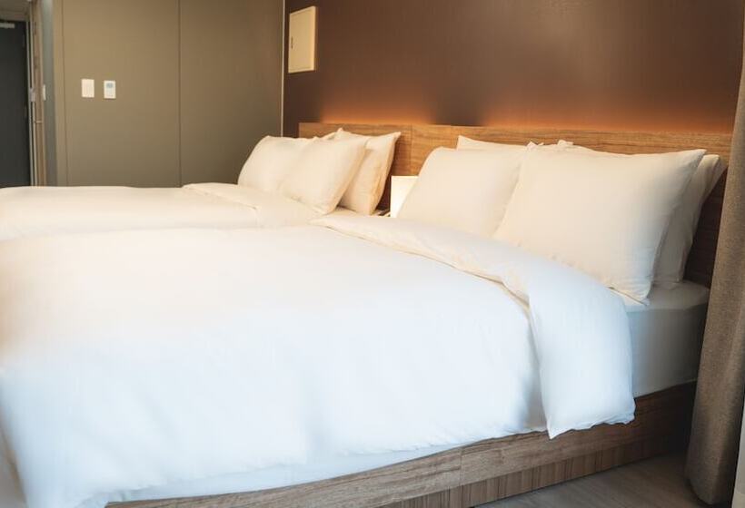 Отель Sokcho Marina Bay