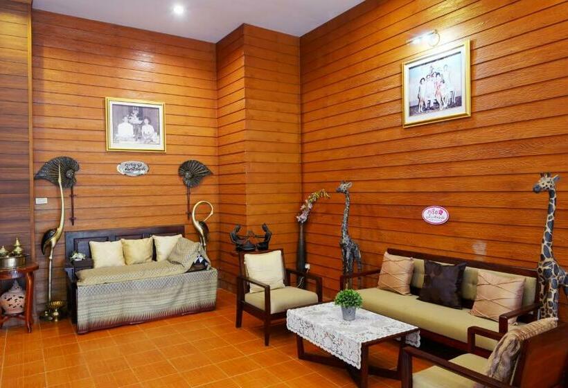 Отель Phurua Bussaba Resort & Spa