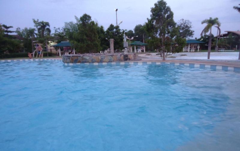 King's Royale Hotel And Resort