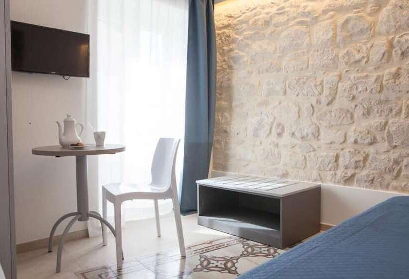 تختخواب و صبحانه Candelieri19