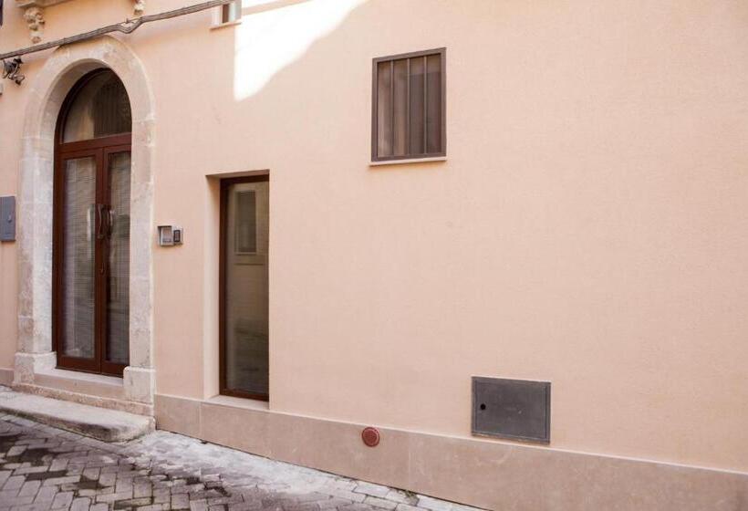 تختخواب و صبحانه Candelieri19