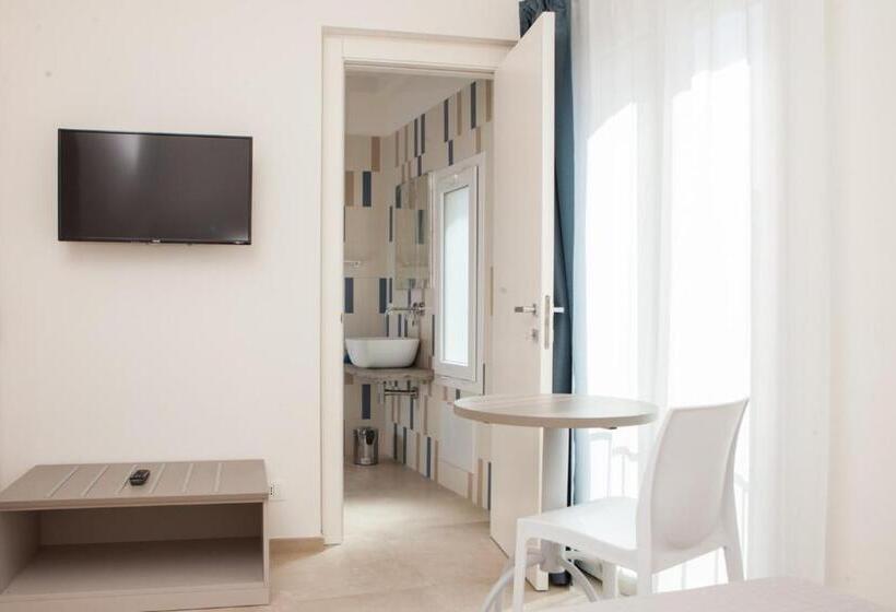 تختخواب و صبحانه Candelieri19