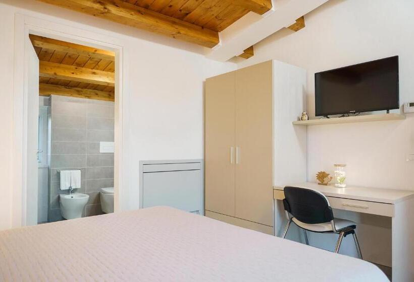 Bed and Breakfast Tana Del Riccio