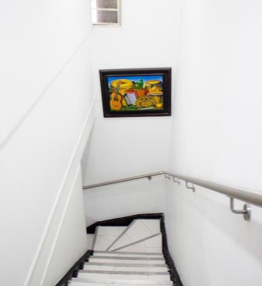 캡슐 호텔 Punto 100