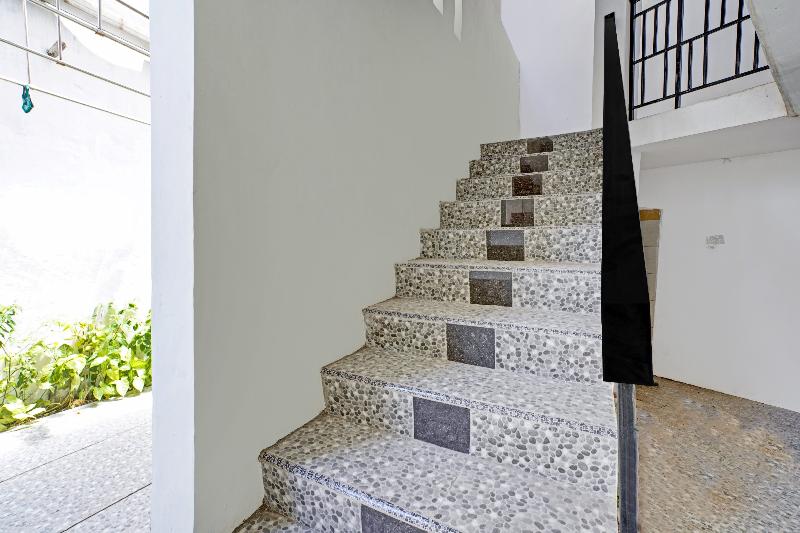 酒店 Oyo 90393 Pondok Nusa Indah Syariah