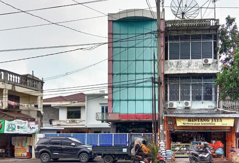 فندق Oyo 90414 Kalangan Kita