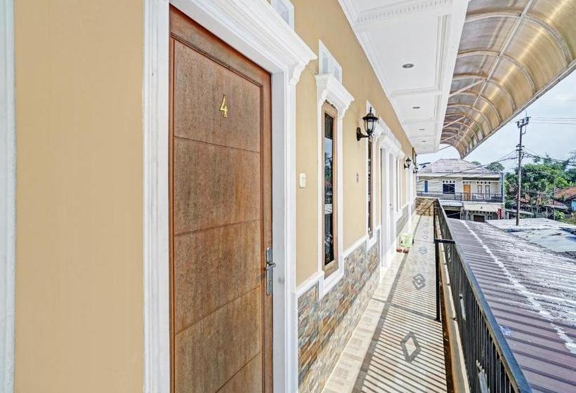 ホテル Oyo 90416 Wisma Wayang Ajen