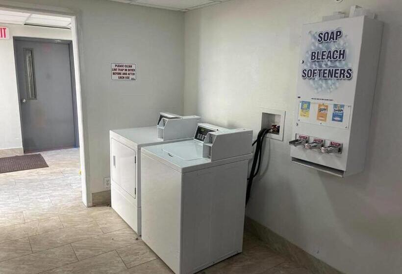 فندق Studio 6 Peoria Il