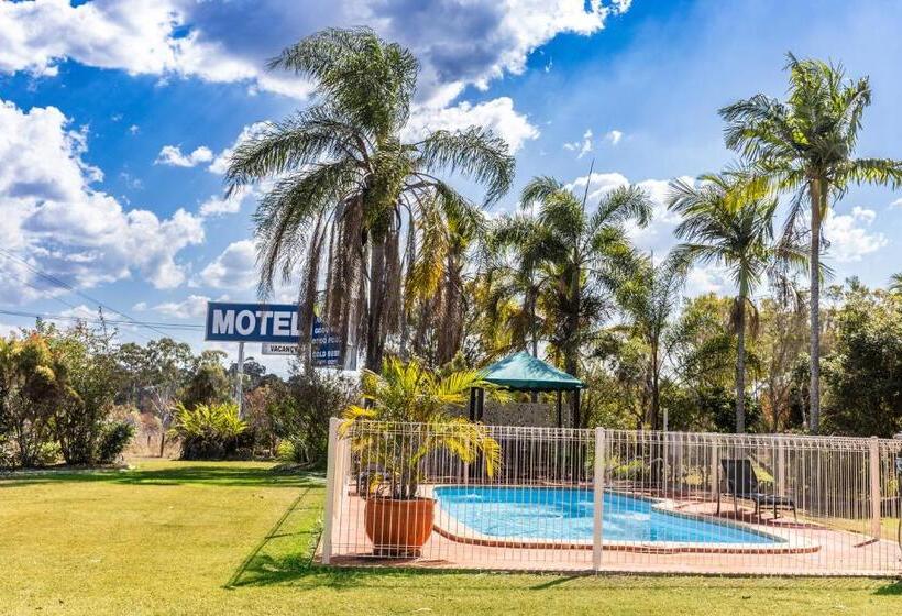 مُتل Benaraby Hilltop Motorinn