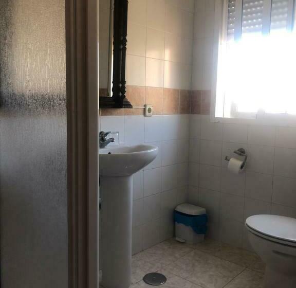 بنسيون Hostal Algeciras