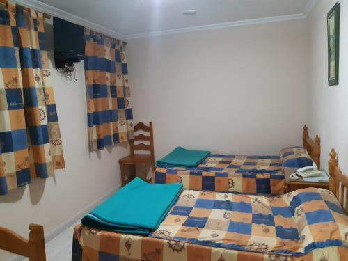 بنسيون Hostal Algeciras