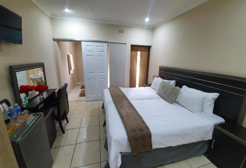 פנסיון Sm Africa Guest House