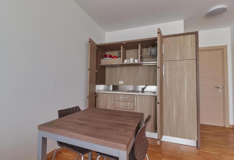 Piazza Lira Schio Residence