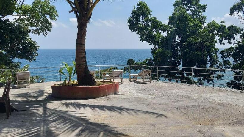 Adhvasaha Beach Spa Resort