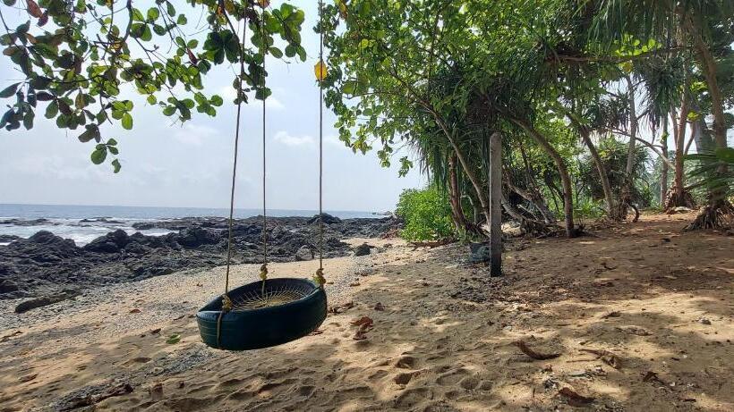 Adhvasaha Beach Spa Resort