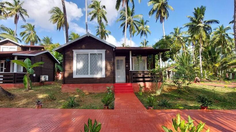 Adhvasaha Beach Spa Resort