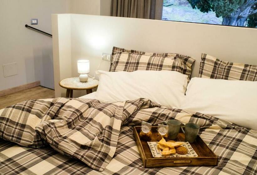 הוסטל Locanda Vecchio Cipresso