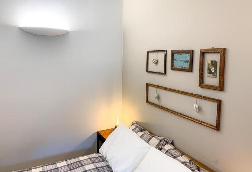 הוסטל Locanda Vecchio Cipresso