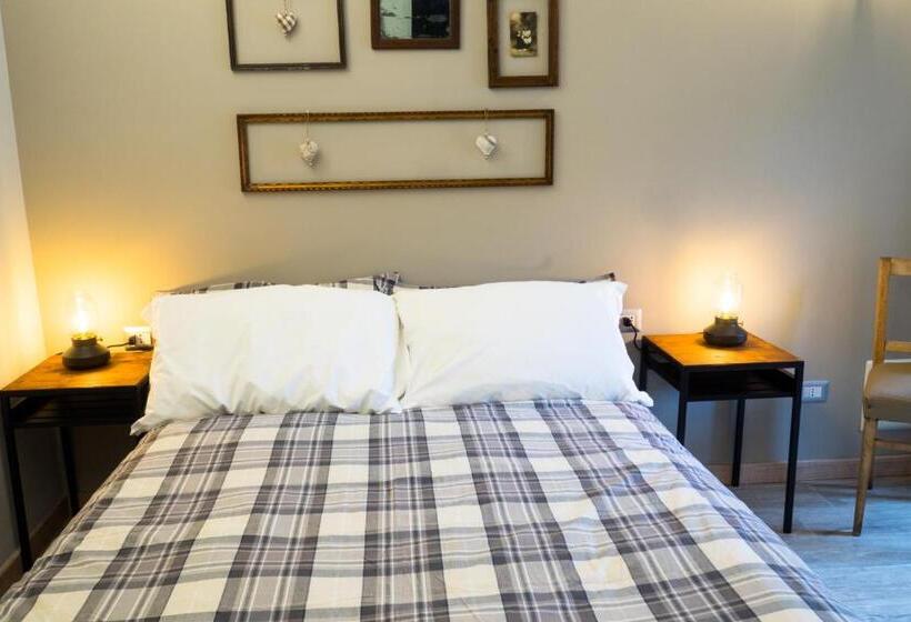 הוסטל Locanda Vecchio Cipresso