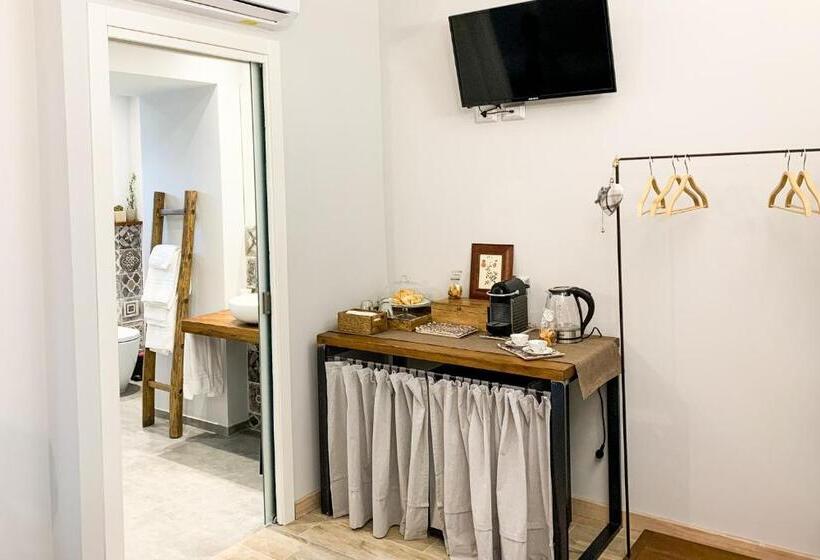 הוסטל Locanda Vecchio Cipresso