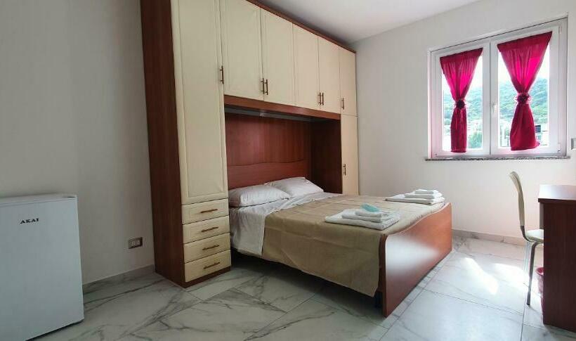 Bed and Breakfast Alepou Guest House