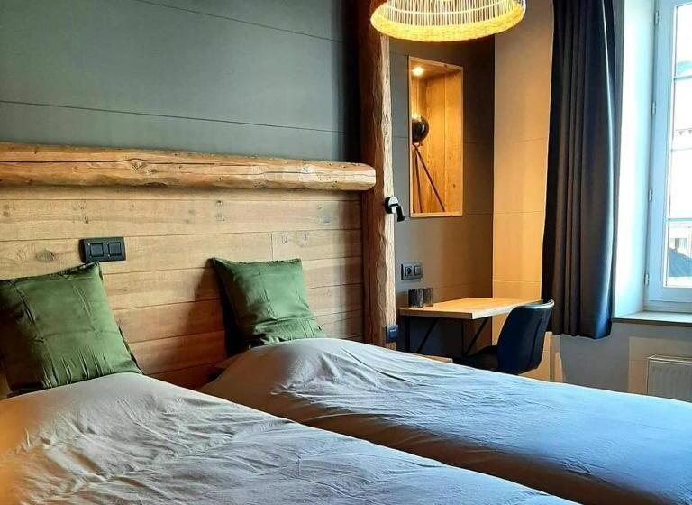 مبيت وإفطار Renée Cense