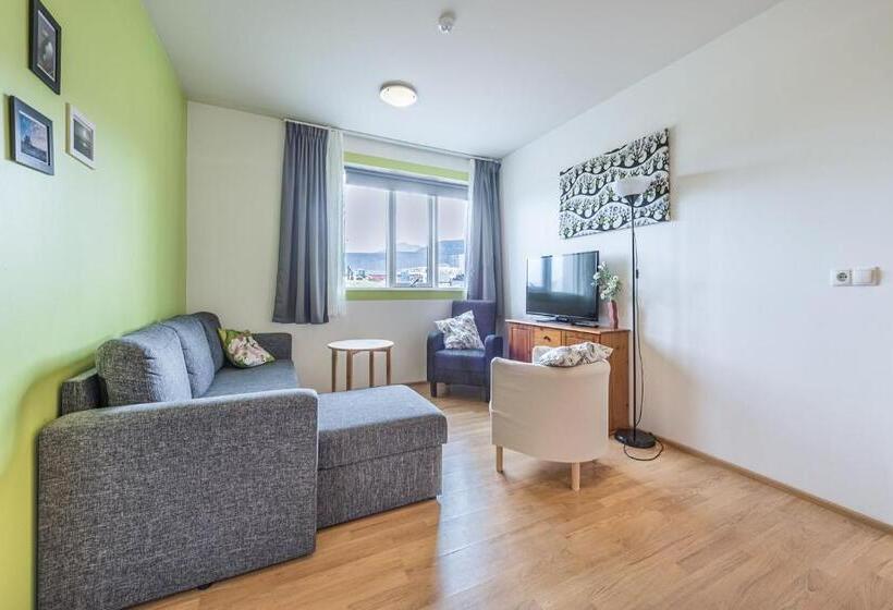 تختخواب و صبحانه Stöð Guesthouse And Apartments