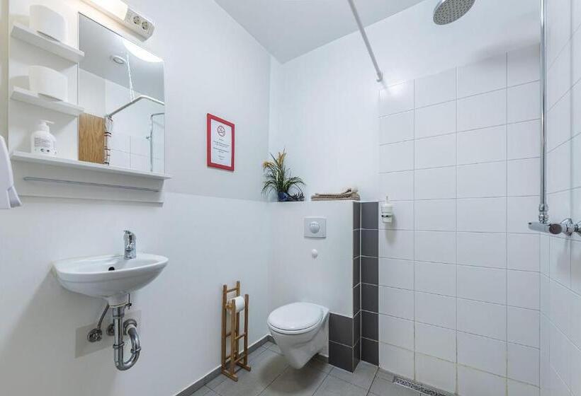 تختخواب و صبحانه Stöð Guesthouse And Apartments