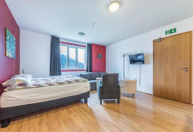 تختخواب و صبحانه Stöð Guesthouse And Apartments
