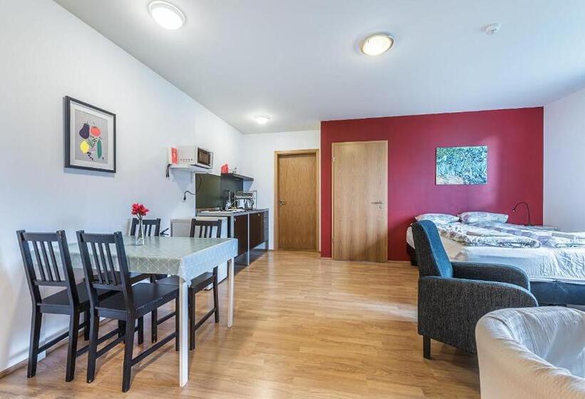 تختخواب و صبحانه Stöð Guesthouse And Apartments