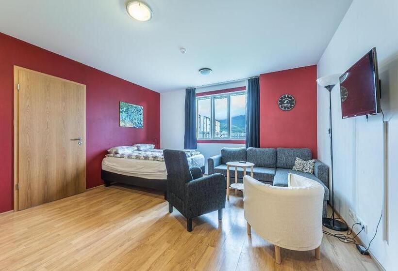 تختخواب و صبحانه Stöð Guesthouse And Apartments