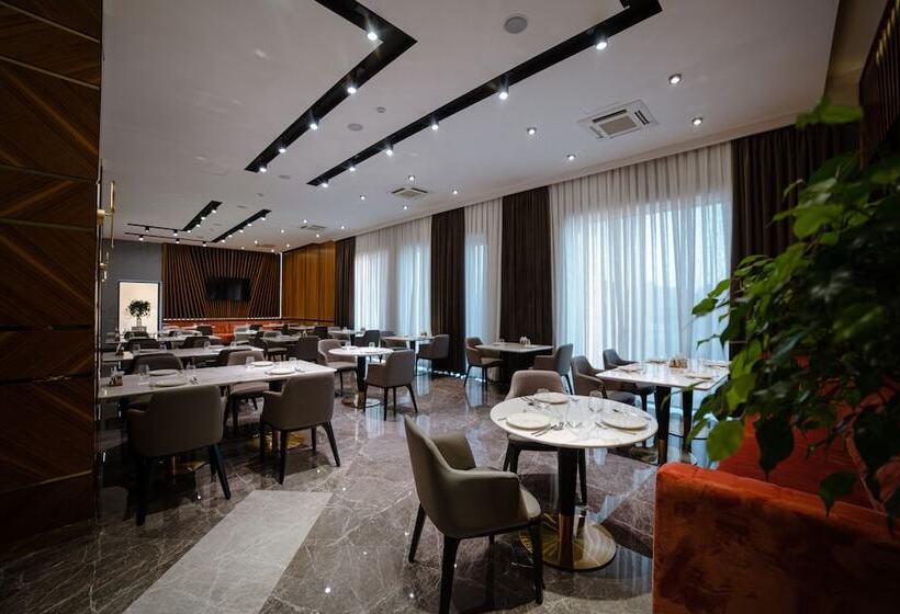 Frankfort Hotel And Spa