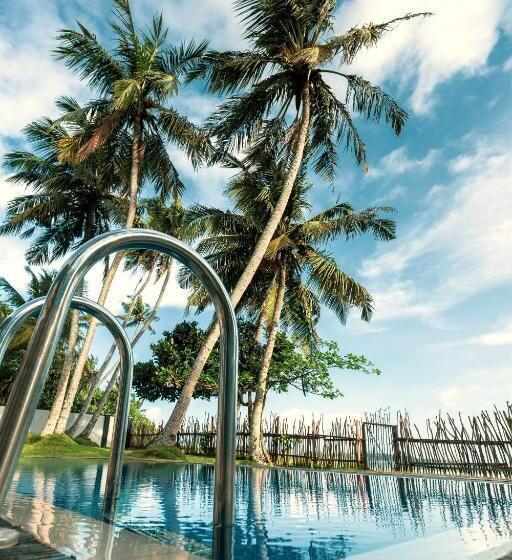 酒店 360 Surf Weligama Bay