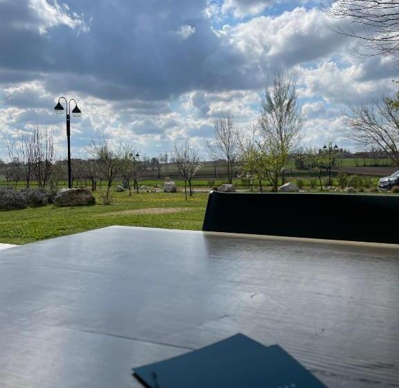 فندق Agriturismo Redó